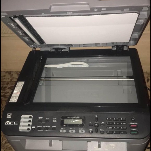 Multi function printer like new - Picture 2 of 3